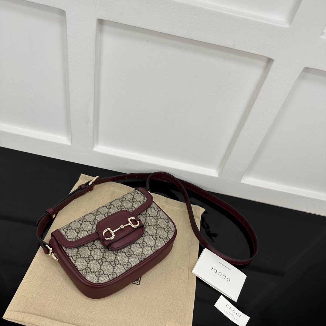 Gucci Satchel Bags